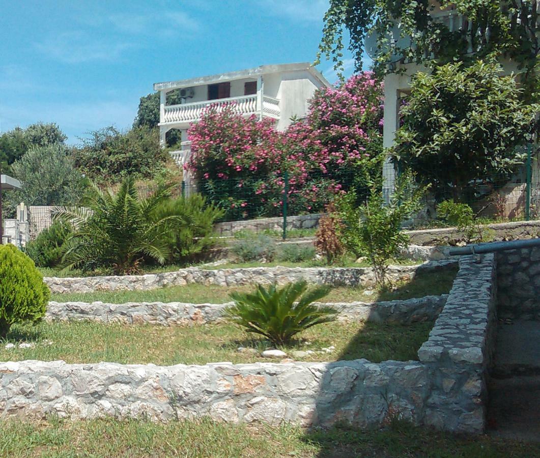 Villa Blanca Utjeha Exterior photo